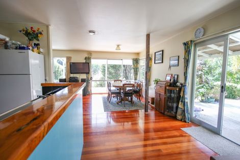 Photo of property in 4 Paparoa Station Road, Paparoa, 0571