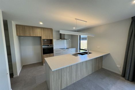 Photo of property in 32 Glovers Road, Halswell, Christchurch, 8025