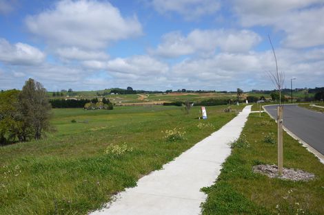 Photo of property in 14 Thomason Crescent, Pokeno, 2402