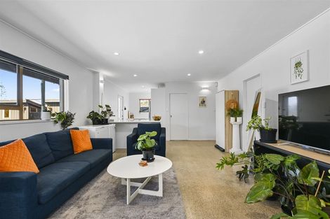 Photo of property in 37 Amante Crescent, Mairangi Bay, Auckland, 0630