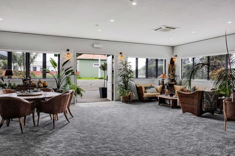 Photo of property in Headlands Opunake, 32 Fox Street, Opunake, 4616