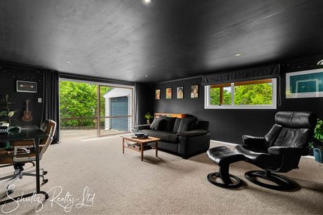 Photo of property in 15 Bickerstaffe Road, Maungaturoto, 0520