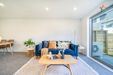 Photo of property in 34 John Street, Stokes Valley, Lower Hutt, 5019