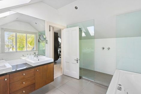 Photo of property in 32 Franklin Road, Freemans Bay, Auckland, 1011