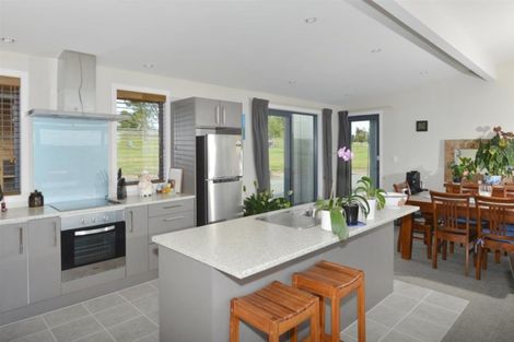 Photo of property in 81 Jumna Road, Maungaturoto, 0587