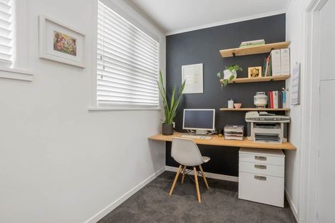 Photo of property in 15 Reimers Avenue, Mount Eden, Auckland, 1024