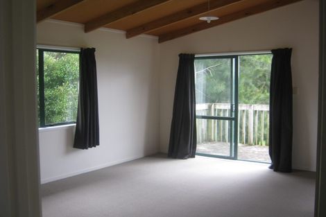 Photo of property in 451 Paremoremo Road, Paremoremo, Auckland, 0632