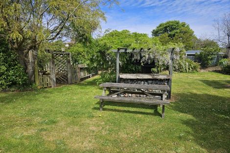 Photo of property in 9 Arthur Road, Owaka, 9585