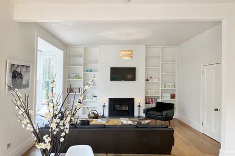 Photo of property in 913 Colombo Street, Christchurch Central, Christchurch, 8013