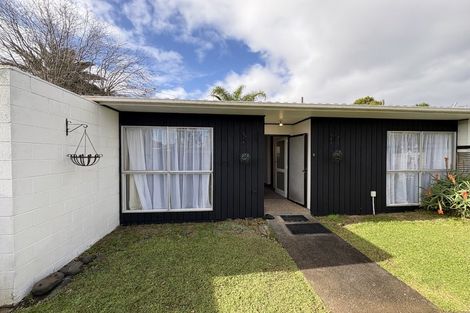 Photo of property in 3/109a Te Atatu Road, Te Atatu South, Auckland, 0610