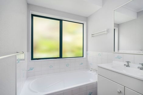 Photo of property in 4 Rainbow Place, Onerahi, Whangarei, 0110