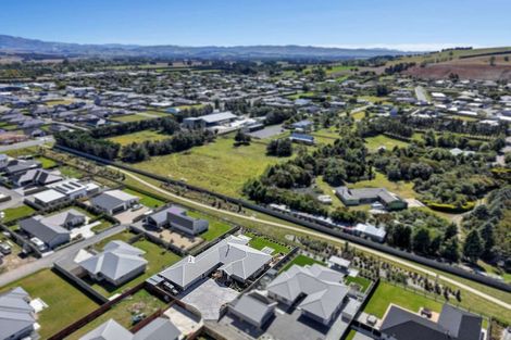 Photo of property in 6 Hunter Lane, Amberley, 7410