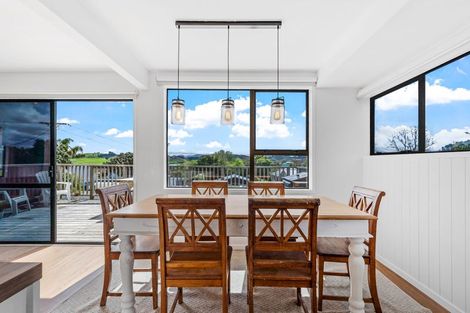 Photo of property in 11 Foster Crescent, Snells Beach, 0920