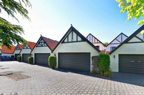 Photo of property in 2/266 Riccarton Road, Upper Riccarton, Christchurch, 8041