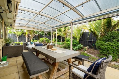 Photo of property in 41 Waimoko Glen, Swanson, Auckland, 0612