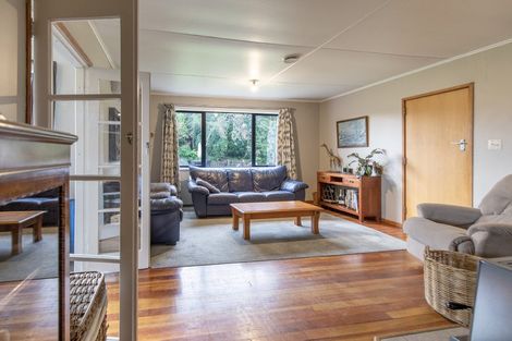 Photo of property in 10 Tukituki Road, Ashley Clinton, Takapau, 4286