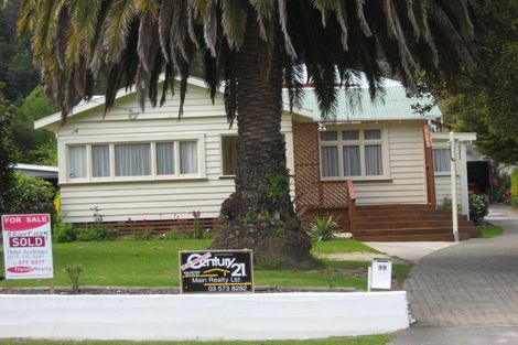 Photo of property in 88 Waikawa Road, Picton, 7220
