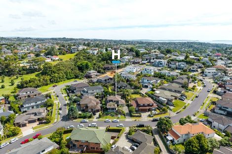Photo of property in 22 Ballymore Drive, Pinehill, Auckland, 0632