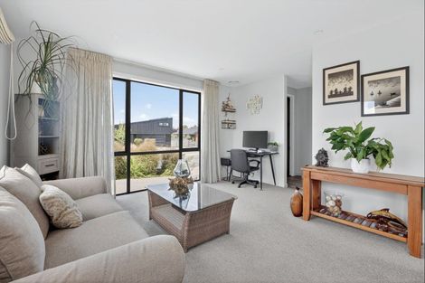 Photo of property in 11 Tahi Street, Albert Town, Wanaka, 9305