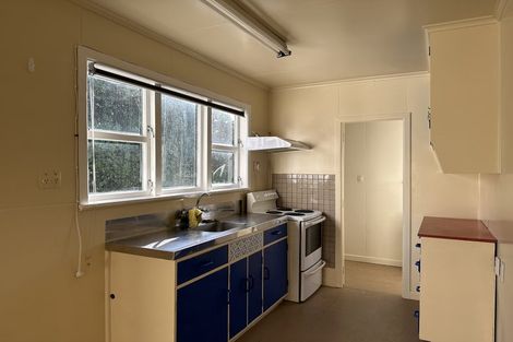 Photo of property in 6 Chatham Street, Berhampore, Wellington, 6023