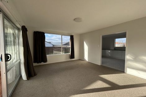 Photo of property in 2/202 Sawyers Arms Road, Bishopdale, Christchurch, 8053