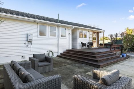 Photo of property in 100 Fraser Crescent, Elderslea, Upper Hutt, 5018