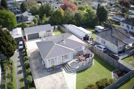 Photo of property in 9 Paisley Street, Levin, 5510