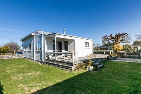 Photo of property in 59 Ferry Road, Clive, 4102