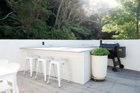 Photo of property in 122 Seddon Street, Naenae, Lower Hutt, 5011