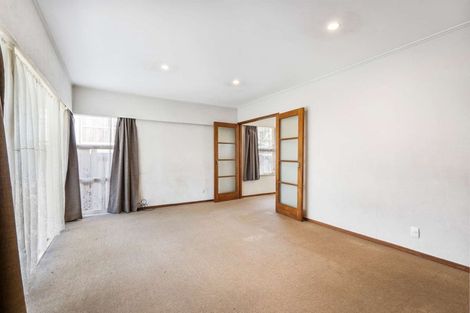 Photo of property in 35 Hobart Crescent, Wattle Downs, Auckland, 2103