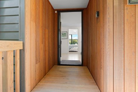 Photo of property in 10 Island View Close, Paihia, 0200