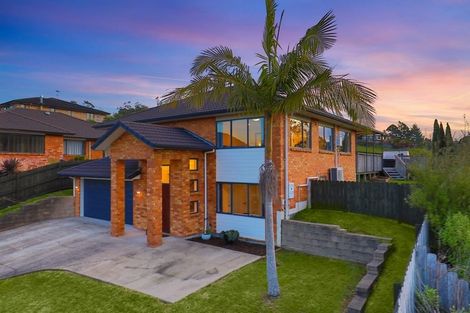 Photo of property in 36 Sapperton Drive, Henderson, Auckland, 0612