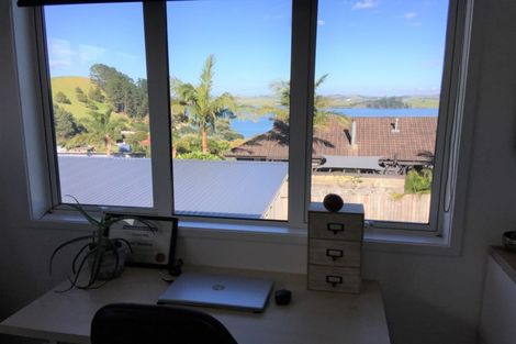 Photo of property in 32 Oxford Street, Whakapirau, Maungaturoto, 0583