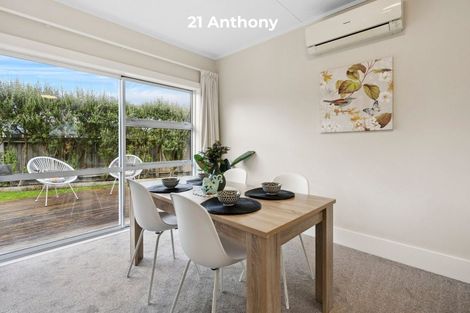 Photo of property in 21 Anthony Grove, Paraparaumu Beach, Paraparaumu, 5032