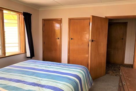 Photo of property in 6 Ross Street, Balclutha, 9230