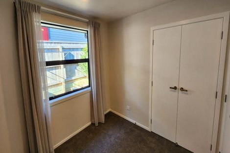 Photo of property in 12 Broadmore Street, Vogeltown, New Plymouth, 4310