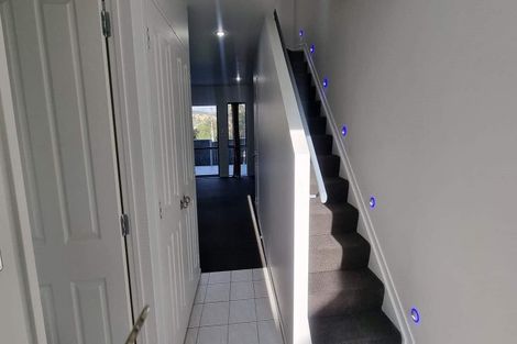 Photo of property in 26/3 Hulme Place, Henderson, Auckland, 0612