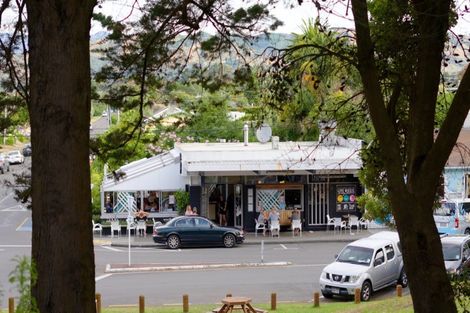 Photo of property in 25 Pine Ridge Terrace, Waikanae Beach, Waikanae, 5036