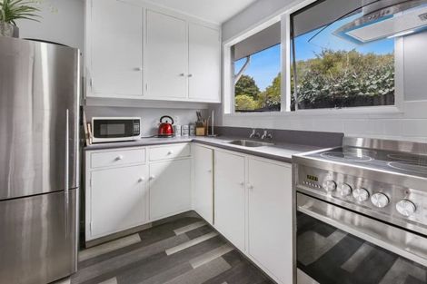 Photo of property in 1/6 Jade Place, Parklands, Christchurch, 8083
