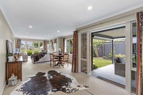 Photo of property in 11a Blarney Place, Casebrook, Christchurch, 8051