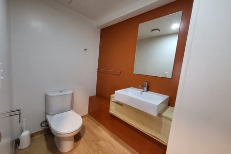 Photo of property in Empire Apartments, 1325/21 Whitaker Place, Grafton, Auckland, 1010