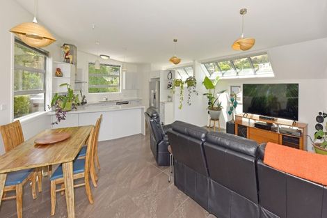 Photo of property in 10a Cornwall Road, Lyttelton, 8082