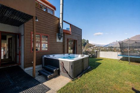 Photo of property in 8b Kiely Lane, Queenstown, 9300