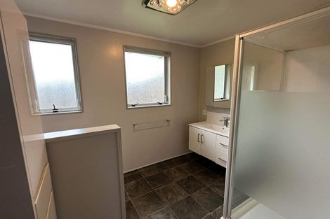 Photo of property in 47 Ruahine Street, Paraparaumu, 5032