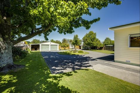 Photo of property in 222a Grove Road, Mayfair, Hastings, 4122