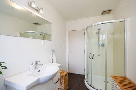 Photo of property in 12 Kent Crescent, Awapuni, Palmerston North, 4412