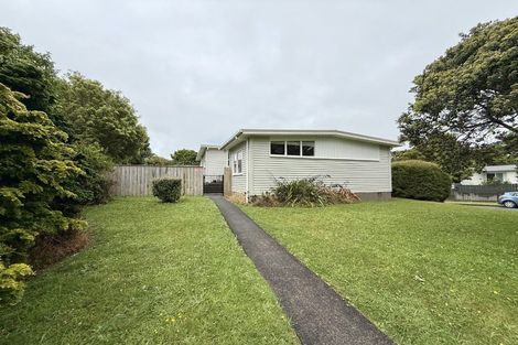 Photo of property in 9 Pekanga Road, Normandale, Lower Hutt, 5010