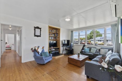 Photo of property in 8 Spenser Road, Enderley, Hamilton, 3214