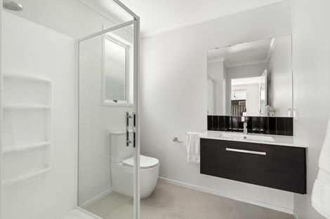 Photo of property in 301 Lakes Boulevard, Pyes Pa, Tauranga, 3112