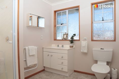 Photo of property in 1a Raglan Street, Balaclava, Dunedin, 9011